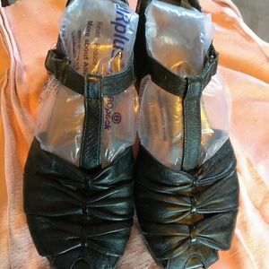 BeautiFeel leather sandals, sz 37(7), EUC